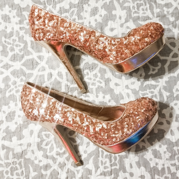 Madden Girl | Rose Gold Sequined Heel - Picture 3 of 4